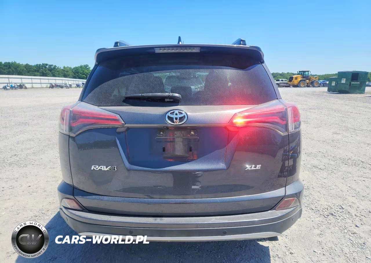2018 Toyota Rav4 Xle VIN:JTMWFREV5JD114877 - 6