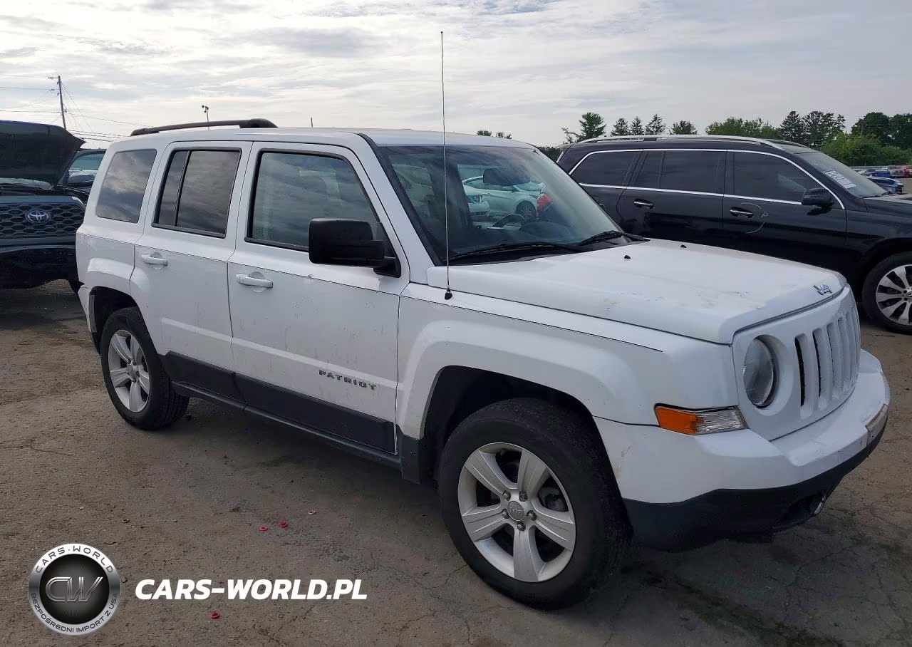 2016 Jeep Patriot Latitude VIN:1C4NJRFB5GD657685 - 4