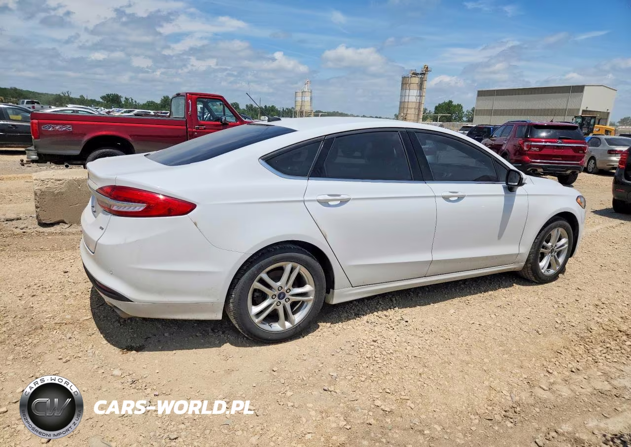 2018 Ford Fusion Se VIN:3FA6P0H77JR155983 - 3