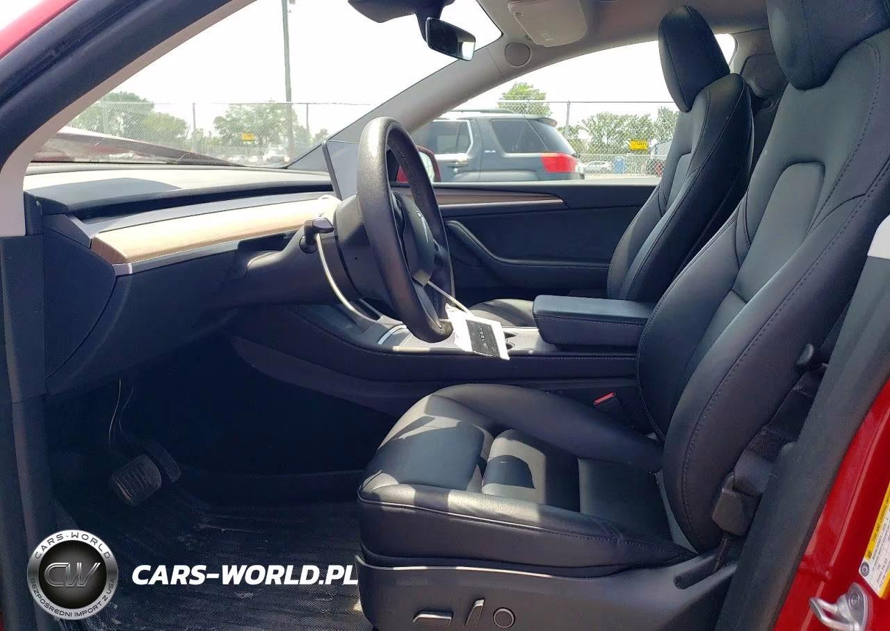 2023 Tesla Model Y VIN:7SAYGDEE2PF766482 - 7
