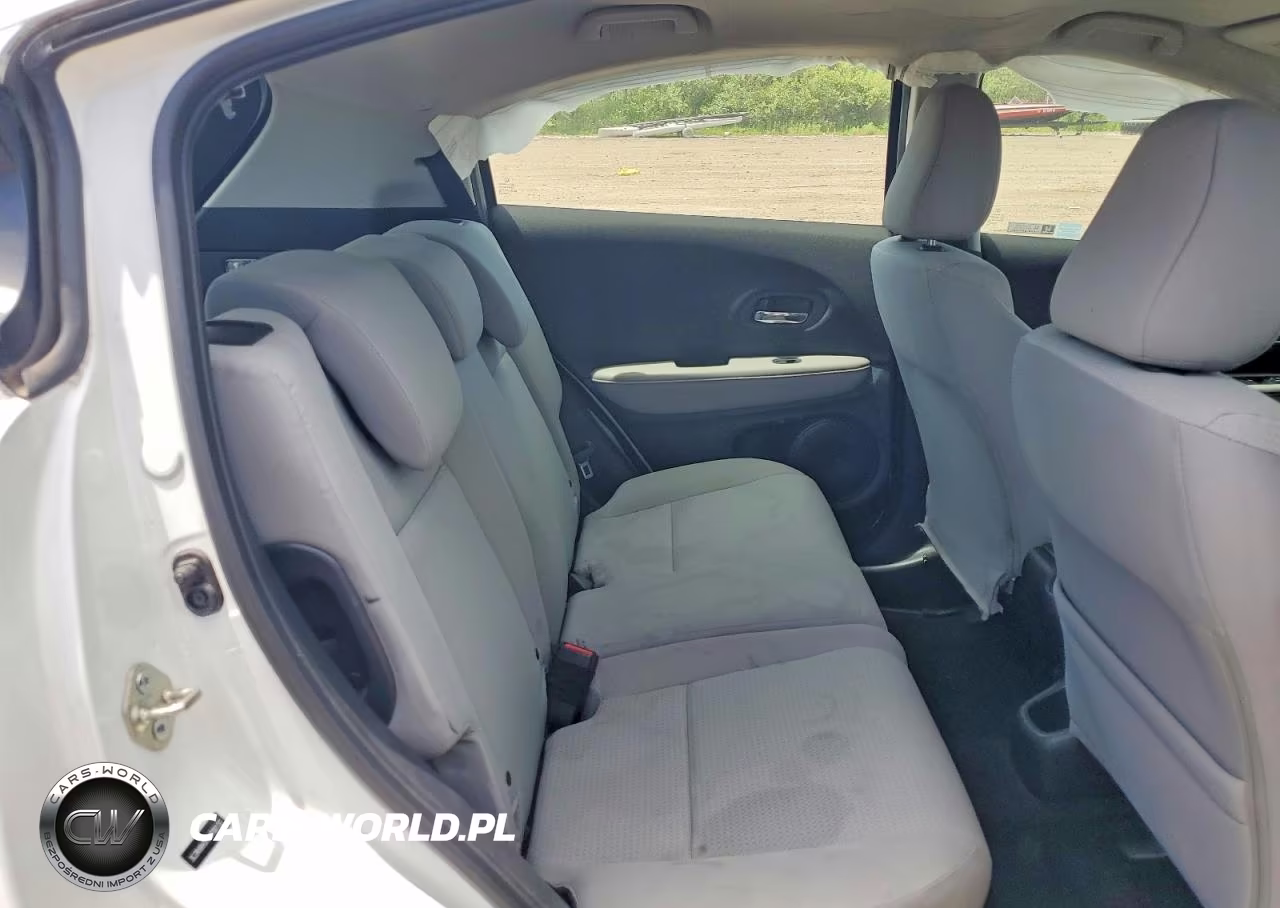 2020 Honda Hr-V Lx VIN:3CZRU6H37LM700137 - 11