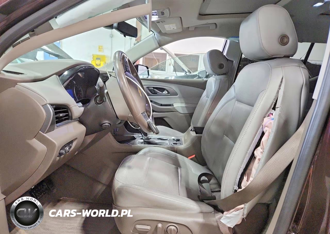 2020 Chevrolet Traverse Premier VIN:1GNEVKKW1LJ145560 - 7