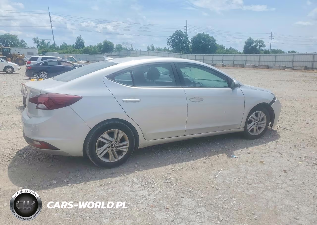 2019 Hyundai Elantra Sel VIN:5NPD84LF2KH423007 - 3