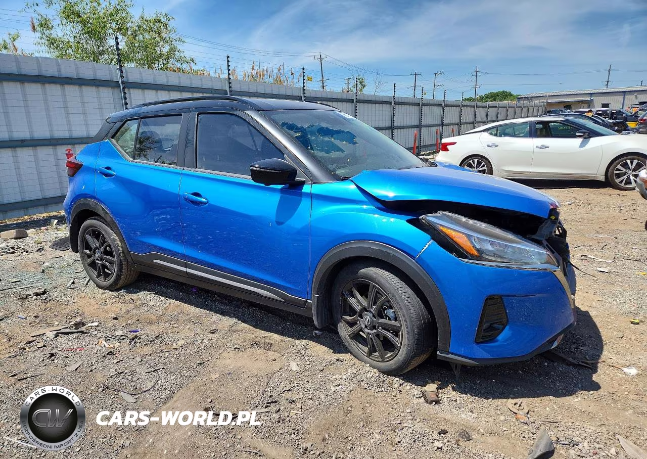 2023 Nissan Kicks Sr VIN:3N1CP5DV1PL523426 - 4