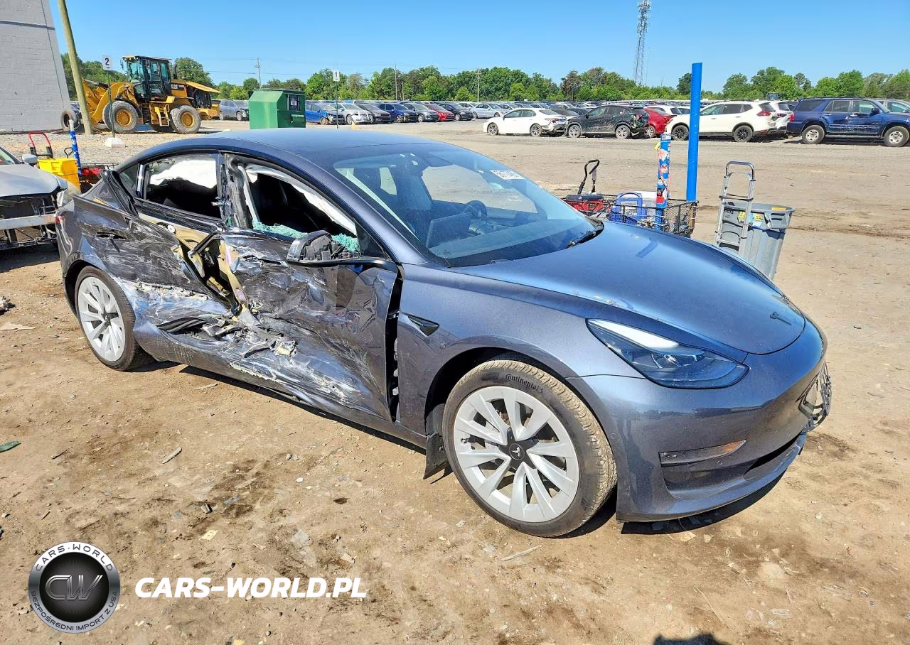 2022 Tesla Model 3 VIN:5YJ3E1EB6NF129352 - 4