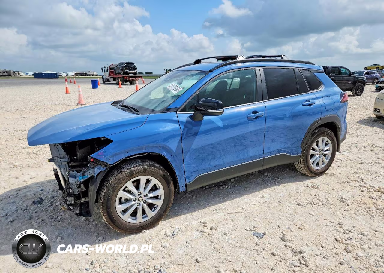 2026 Toyota Corolla Cross Le – zdjęcie 1 z 12