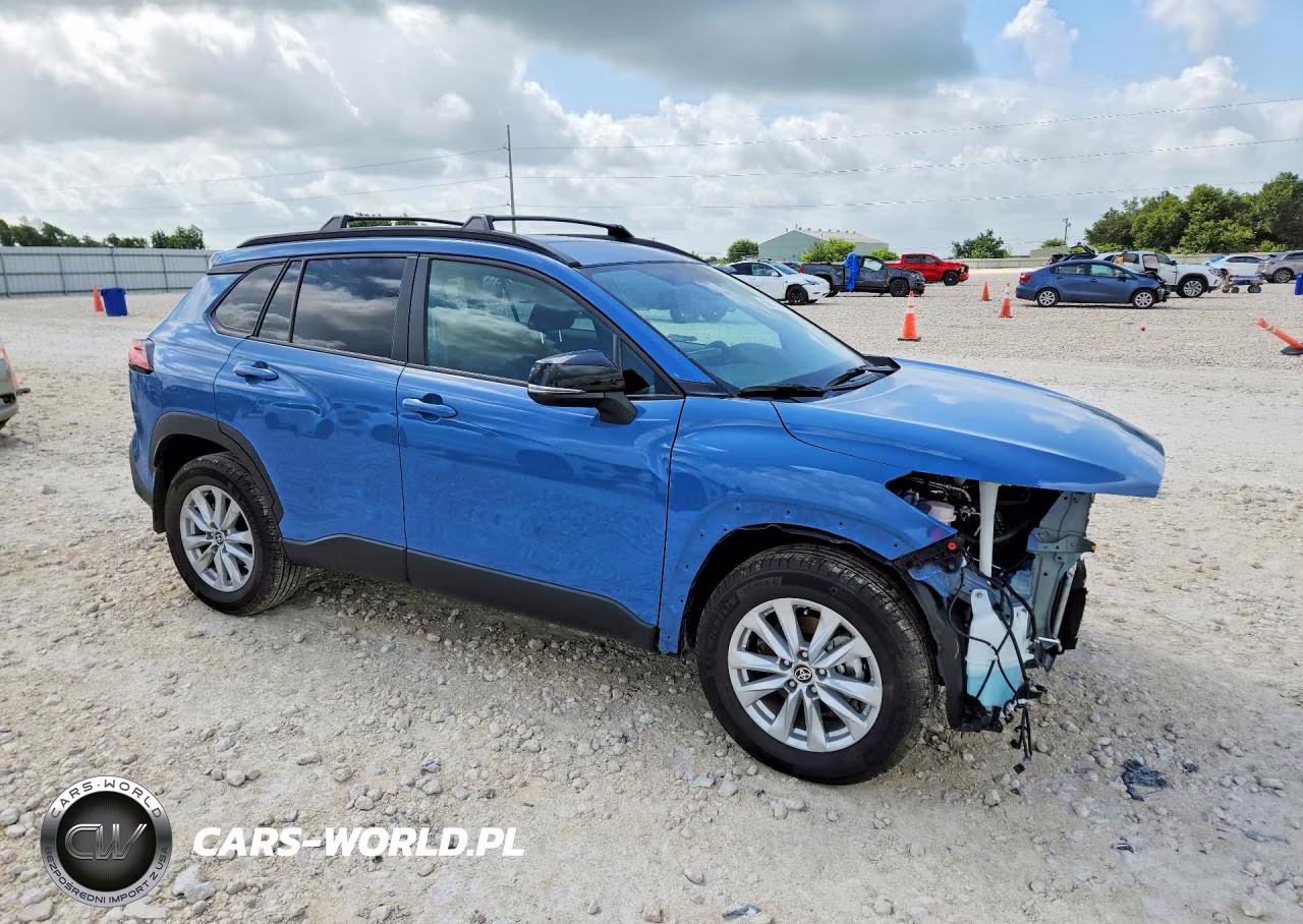 2026 Toyota Corolla Cross Le VIN:7MUCAAAG6TV190258 - 4