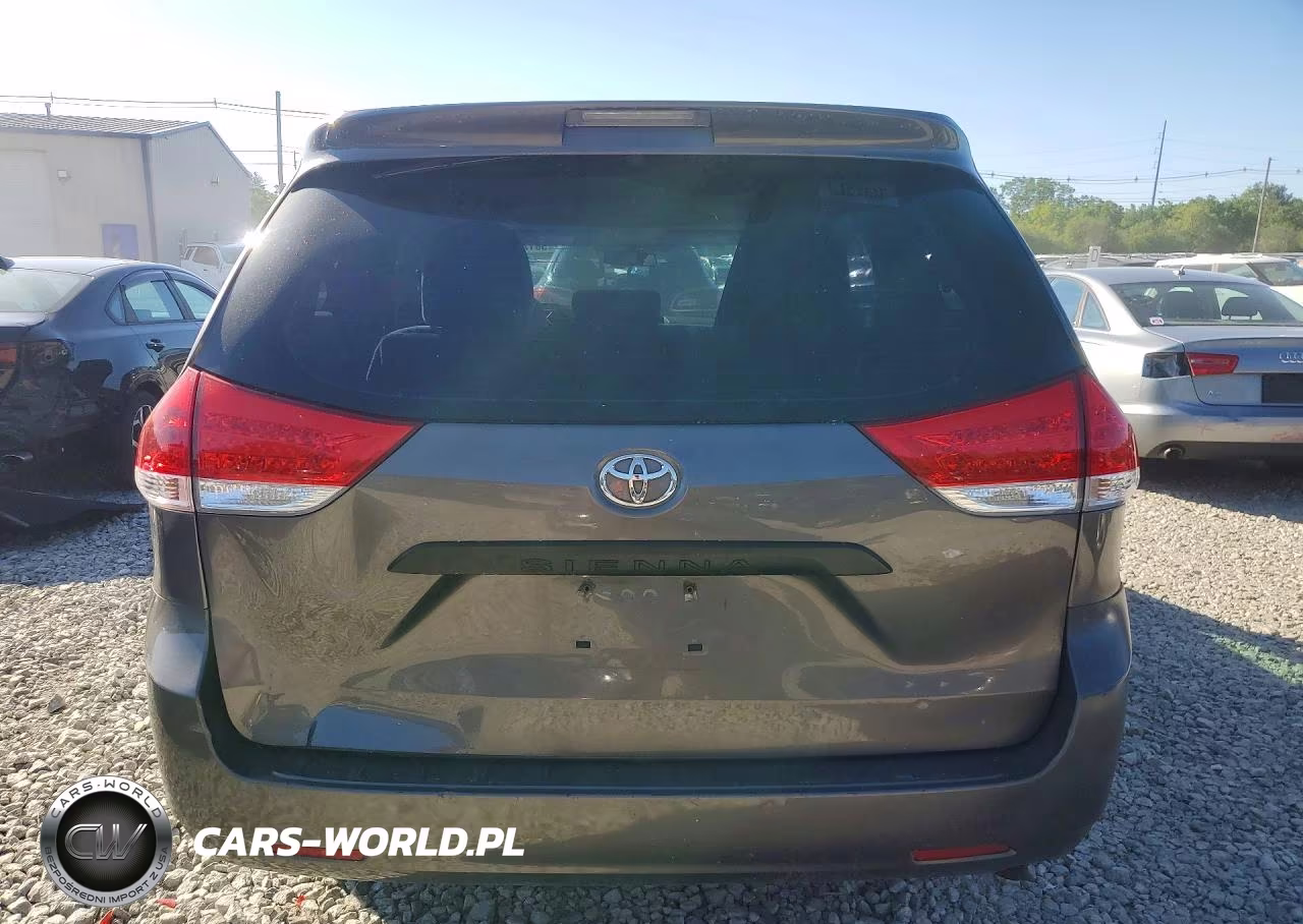 2012 Toyota Sienna Base 7-Passenger VIN:5TDZK3DC3CS216739 - 6