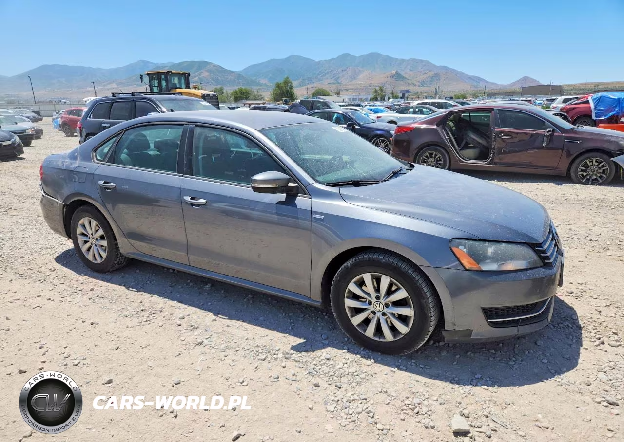 2014 Volkswagen Passat S VIN:1VWAT7A35EC027369 - 4