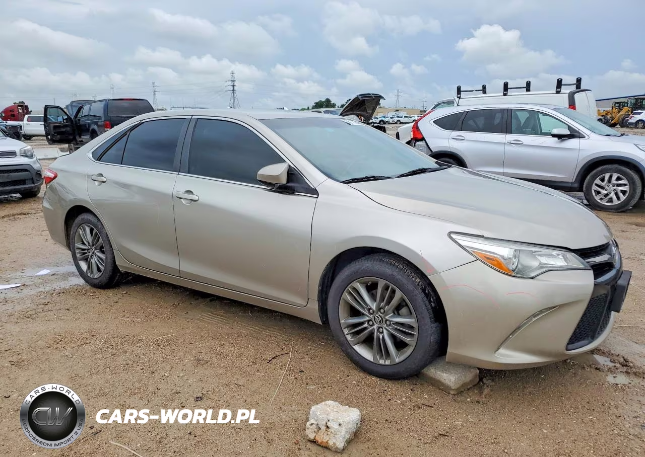 2016 Toyota Camry Se VIN:4T1BF1FK6GU125105 - 4