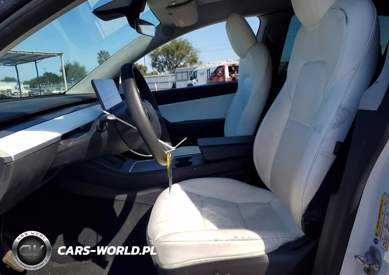 2022 Tesla Model Y VIN:7SAYGDEE3NF407834 - 7