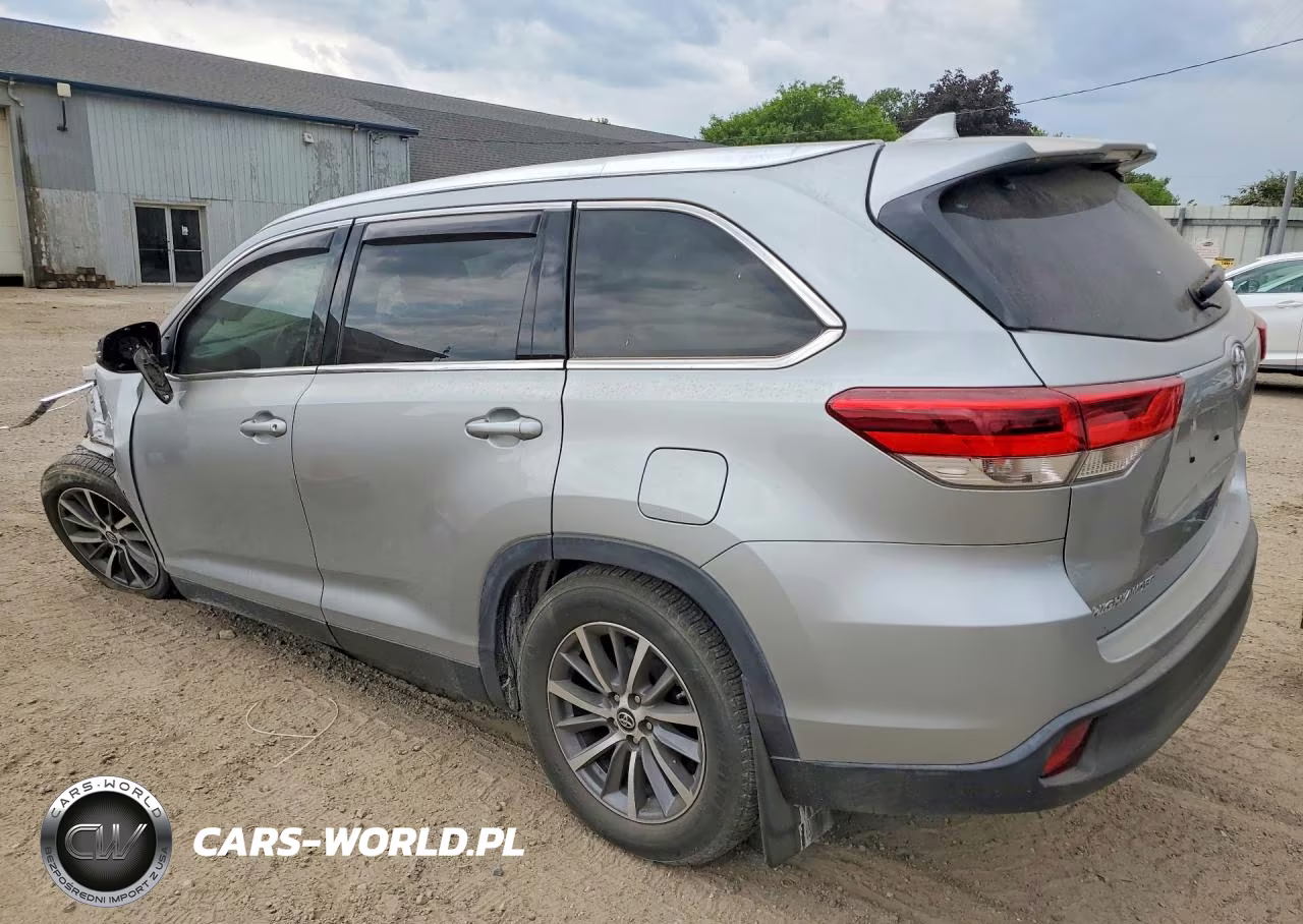 2019 Toyota Highlander Xle VIN:5TDKZRFH0KS571911 - 2