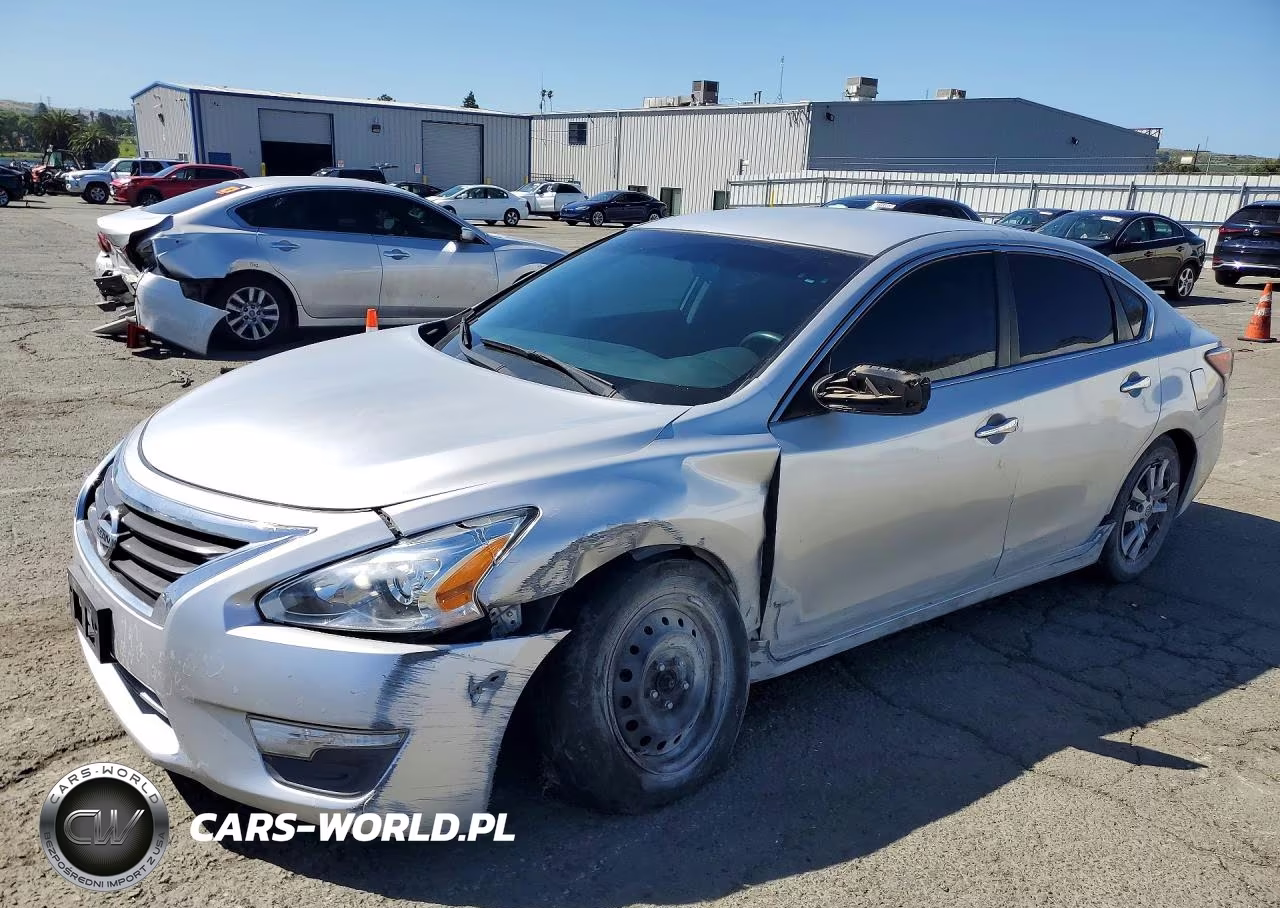2014 Nissan Altima 2.5 S – zdjęcie 1 z 12