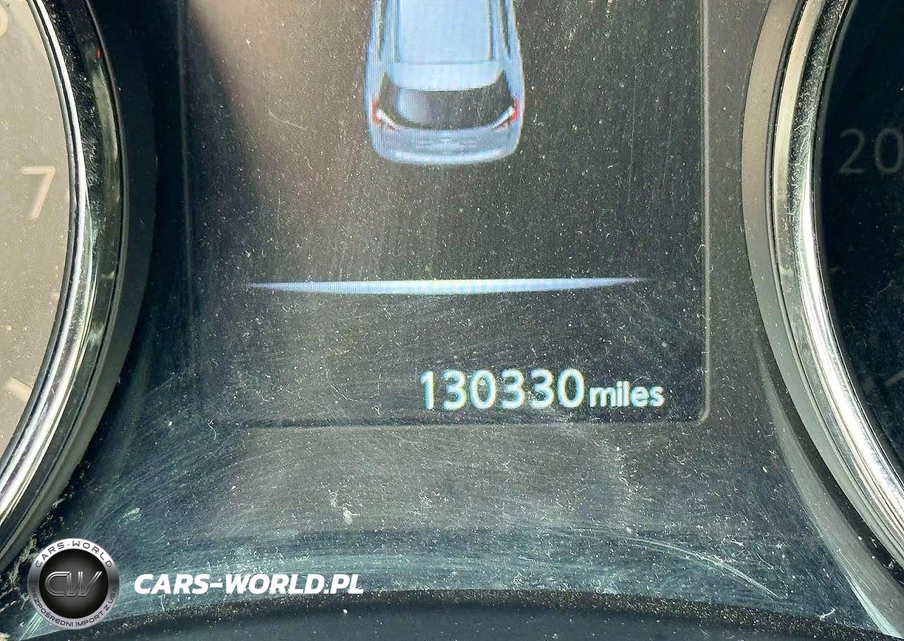 2017 Nissan Rogue S VIN:KNMAT2MV1HP566166 - 15