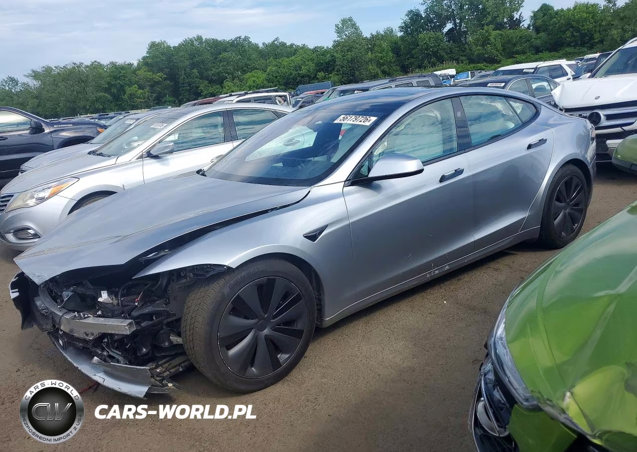 2025 Tesla Model S – zdjęcie 1 z 12