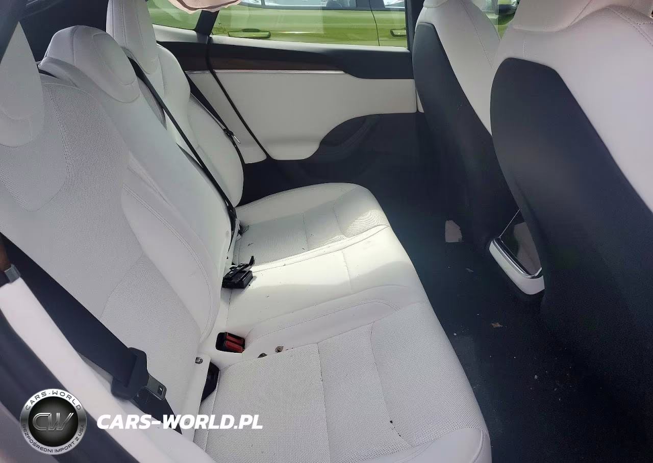 2025 Tesla Model S VIN:5YJSA1E58SF548428 - 10