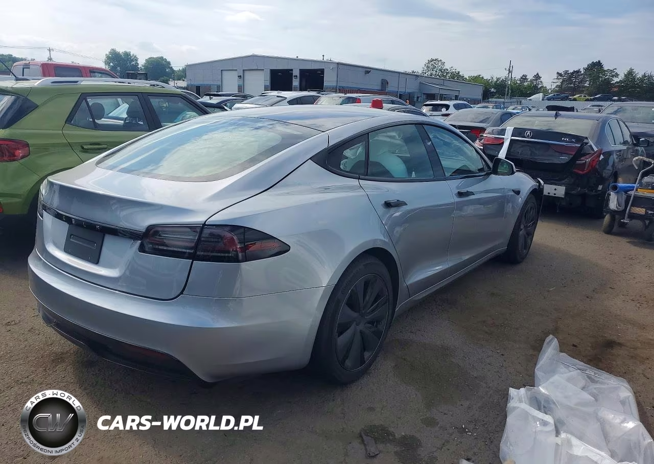 2025 Tesla Model S VIN:5YJSA1E58SF548428 - 3