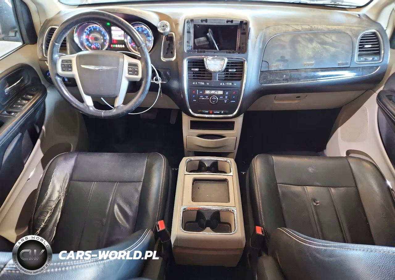 2014 Chrysler Town & Country Touring VIN:2C4RC1BGXER397809 - 8