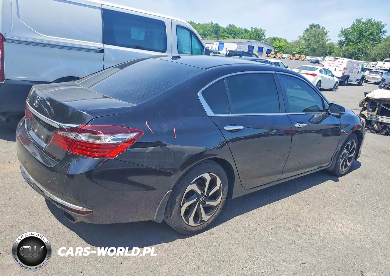 2017 Honda Accord Ex VIN:1HGCR2F71HA282529 - 3