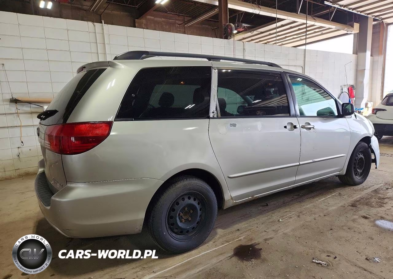 2004 Toyota Sienna Le 8 Passenger VIN:5TDZA23C24S164522 - 3