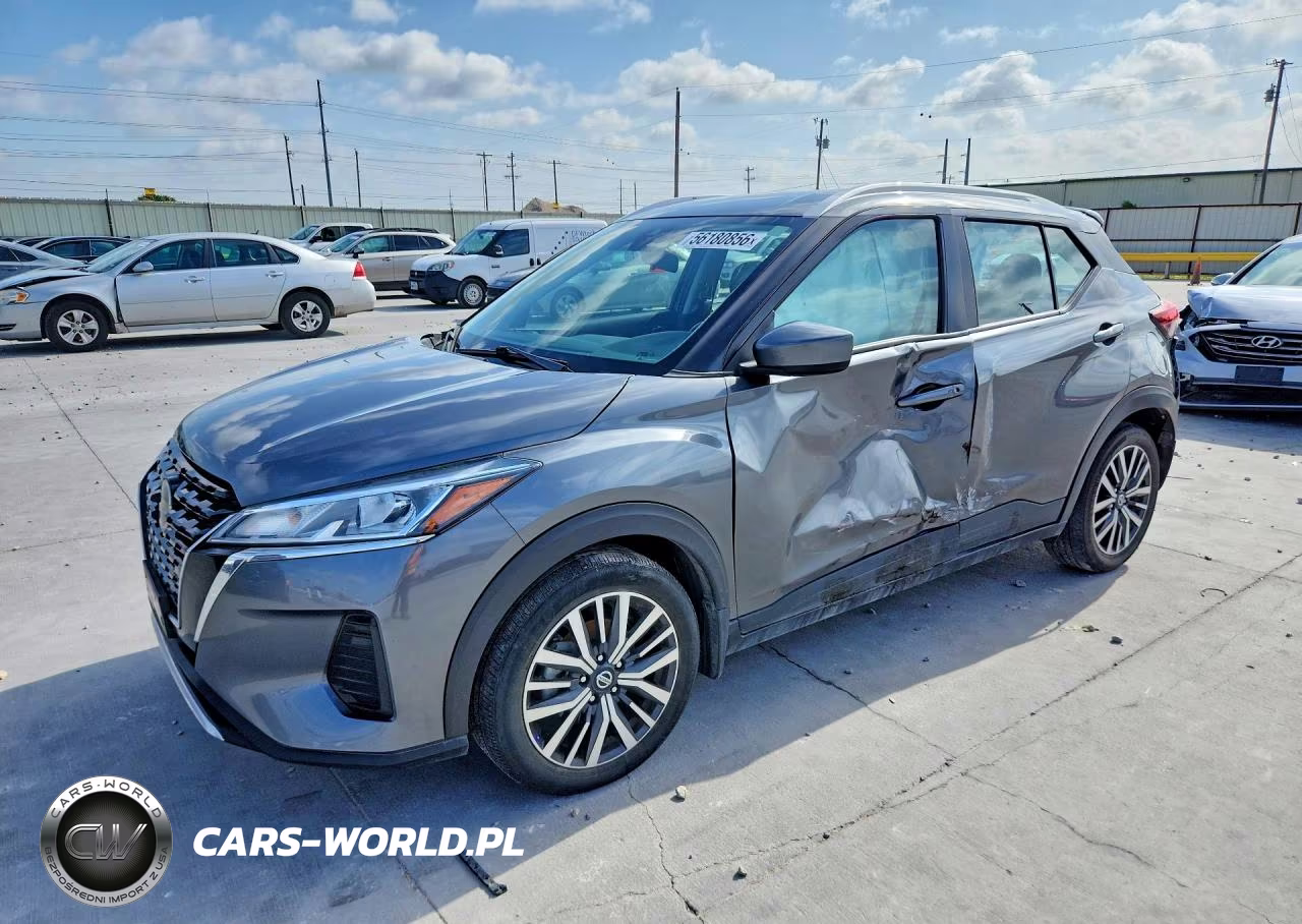 2021 Nissan Kicks Sv