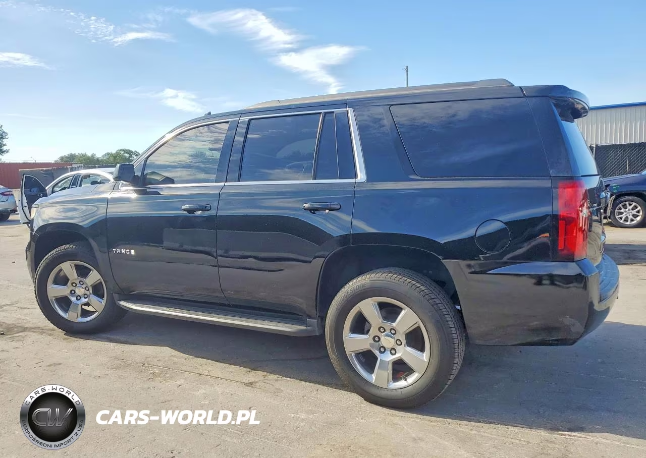 2018 Chevrolet Tahoe C1500 Ls VIN:1GNSCAKC8JR270529 - 2
