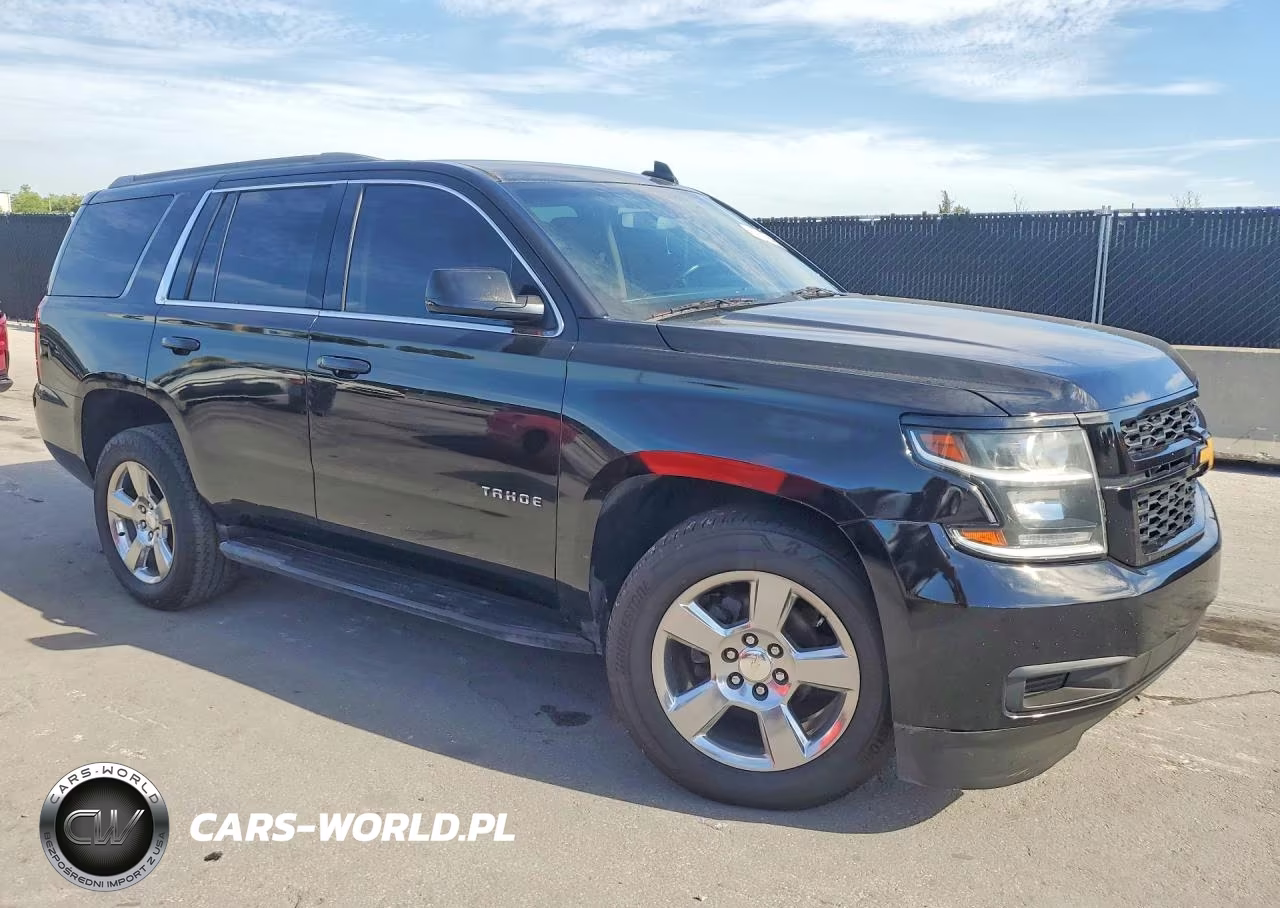 2018 Chevrolet Tahoe C1500 Ls VIN:1GNSCAKC8JR270529 - 4