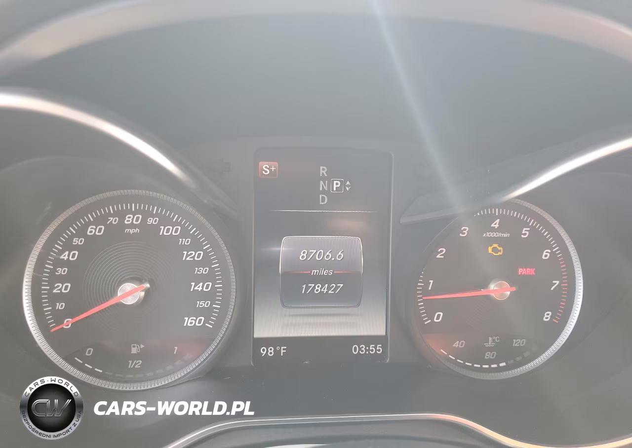 2015 Mercedes-Benz C 400 4Matic VIN:55SWF6GB1FU032239 - 9