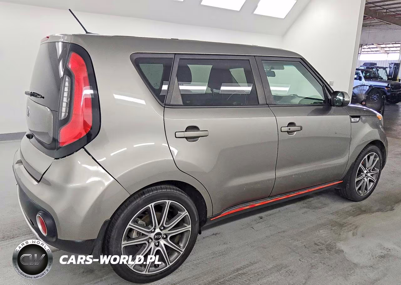 2018 Kia Soul ! VIN:KNDJX3AA6J7557707 - 3