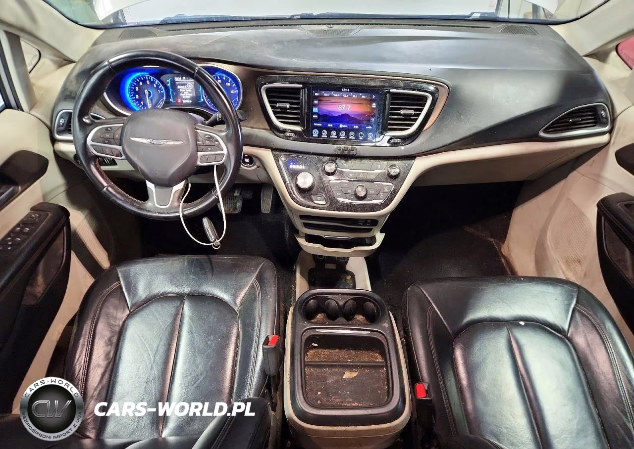 2017 Chrysler Pacifica Touring L VIN:2C4RC1BG3HR539583 - 8