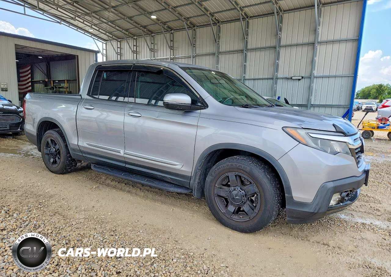 2019 Honda Ridgeline Sport VIN:5FPYK2F13KB007982 - 4