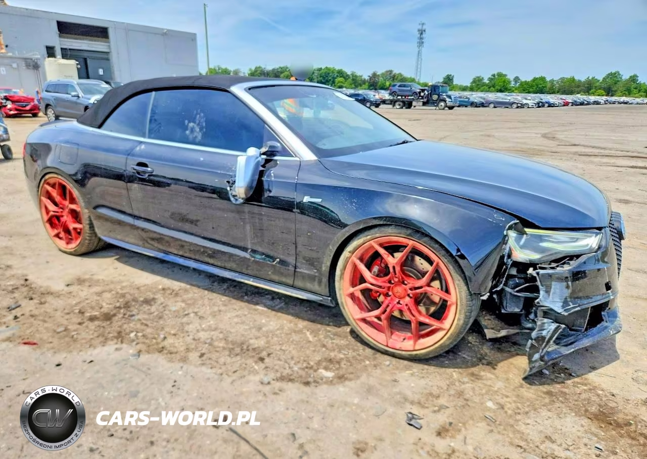 2013 Audi S5 Premium Plus VIN:WAUCGAFH4DN002710 - 4