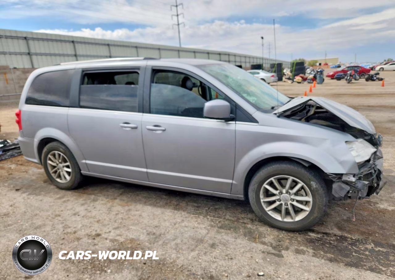 2018 Dodge Grand Caravan Sxt VIN:2C4RDGCG5JR253528 - 4