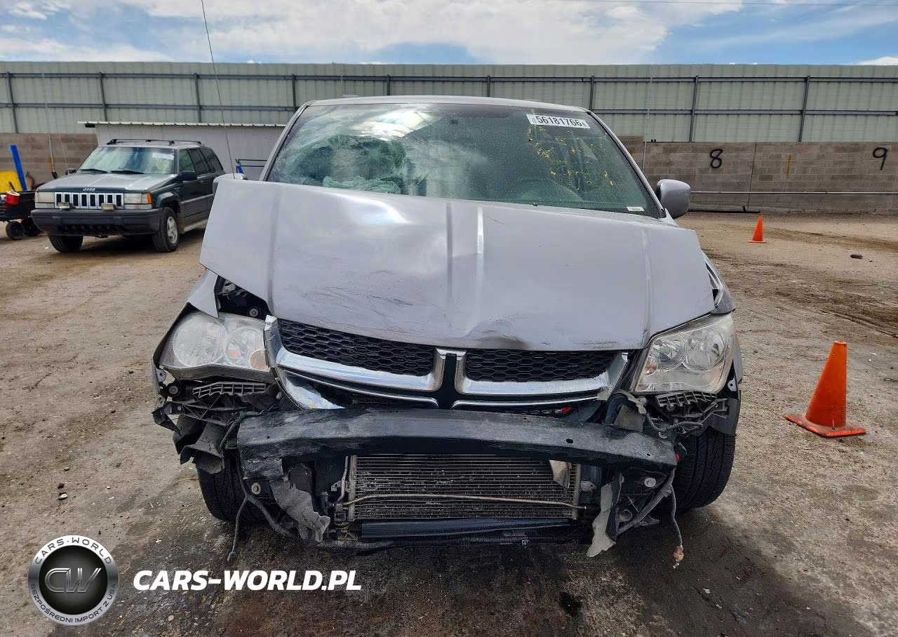 2018 Dodge Grand Caravan Sxt VIN:2C4RDGCG5JR253528 - 5
