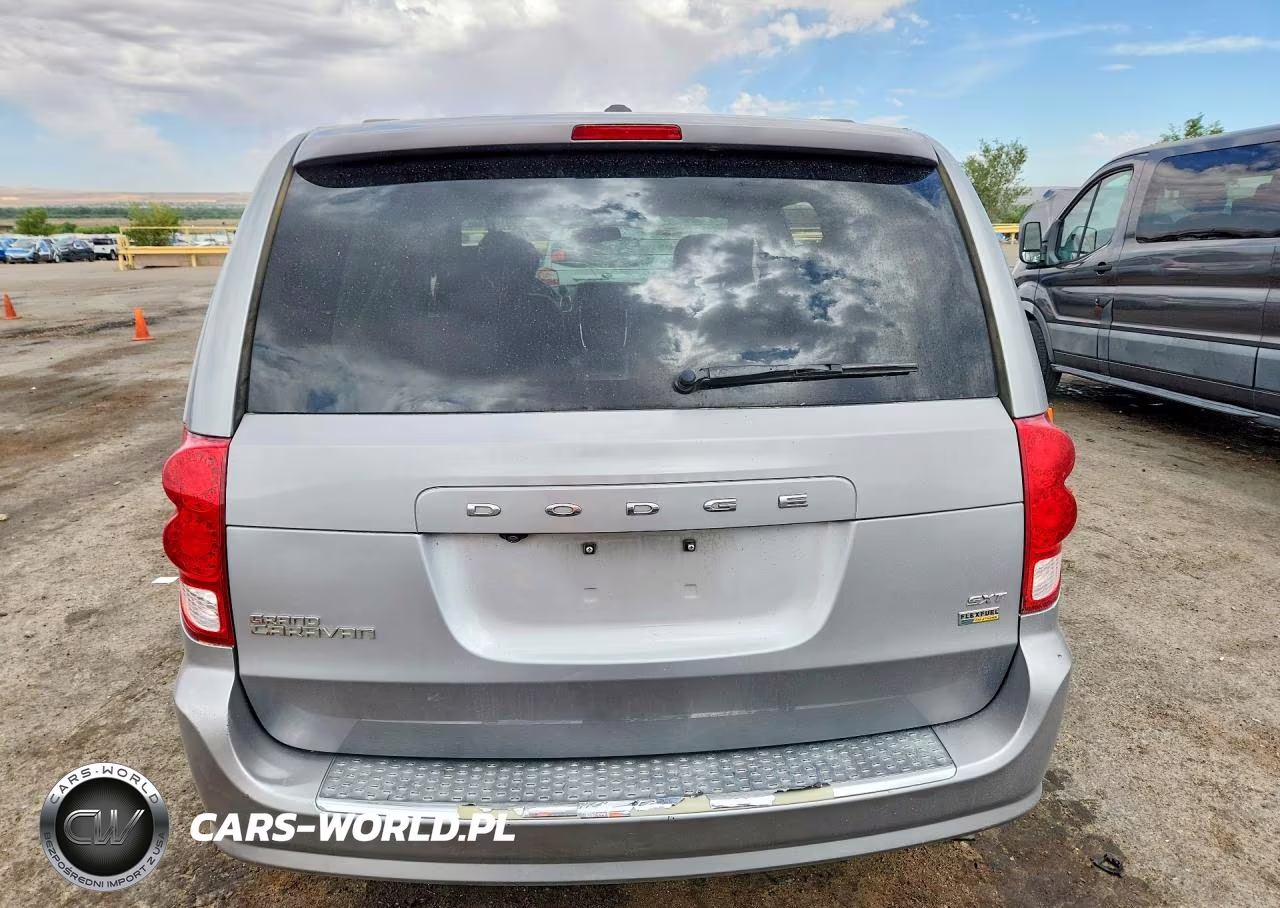 2018 Dodge Grand Caravan Sxt VIN:2C4RDGCG5JR253528 - 6