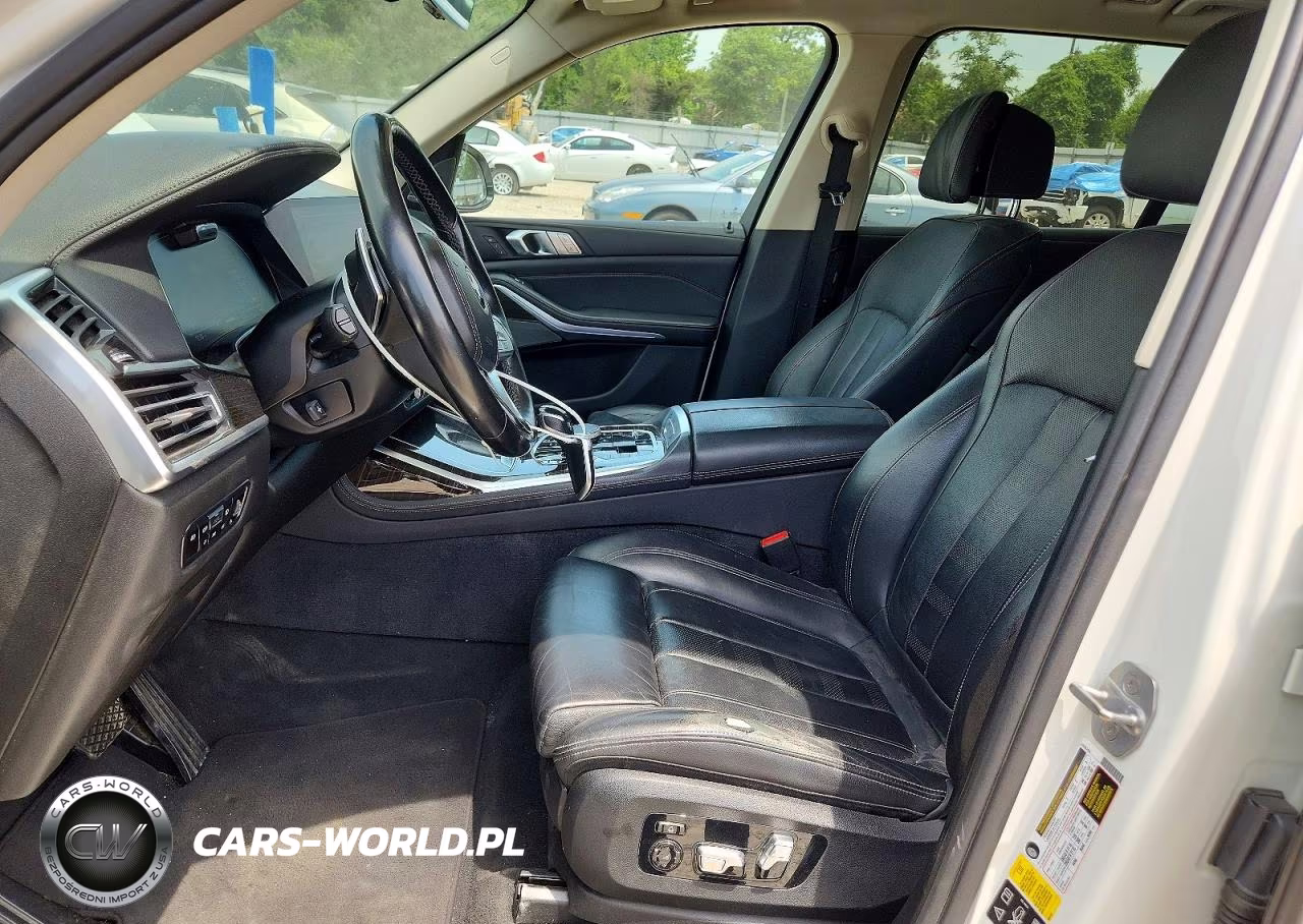 2019 BMW X7 xDrive50I VIN:5UXCX4C55KLS38272 - 7
