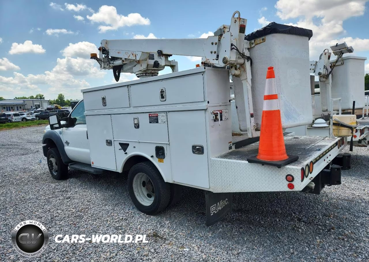 2015 Ford F450 Super Duty VIN:1FDUF4GT8FEC59365 - 3