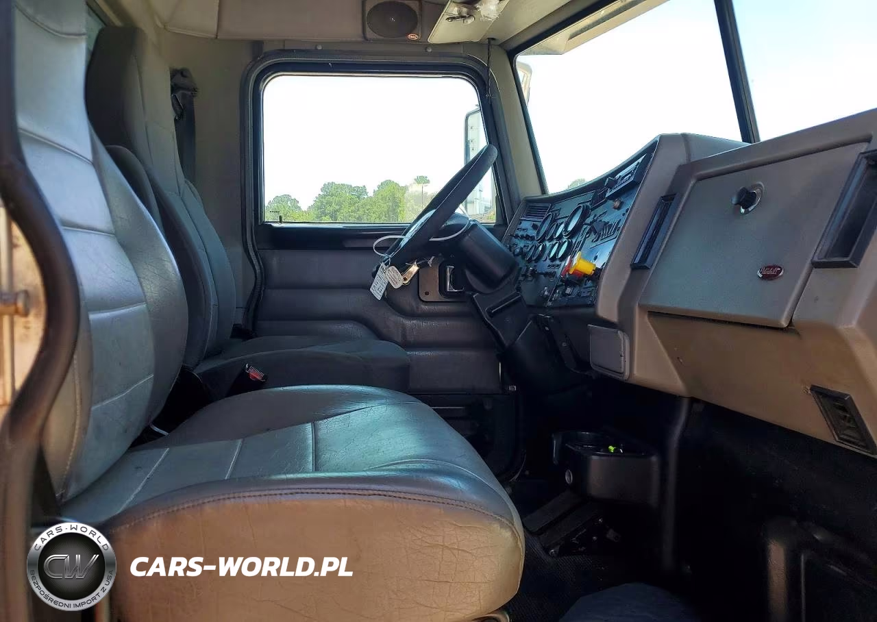 2010 Peterbilt 340 VIN:2NPRLN9X0AM794216 - 5