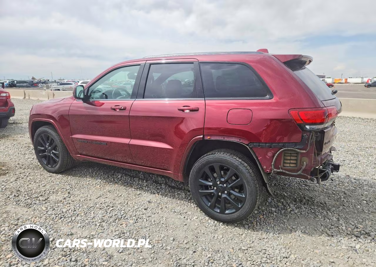 2018 Jeep Grand Cherokee Laredo VIN:1C4RJFAG4JC491773 - 2