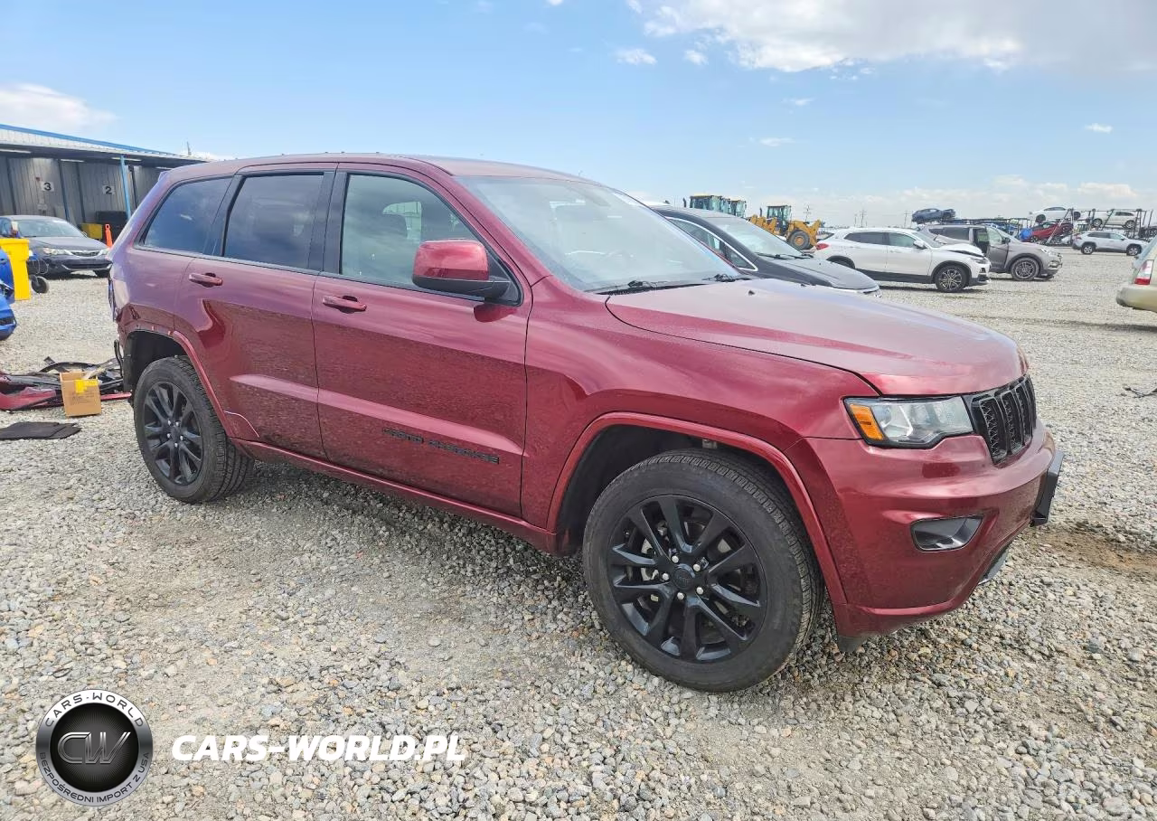 2018 Jeep Grand Cherokee Laredo VIN:1C4RJFAG4JC491773 - 4