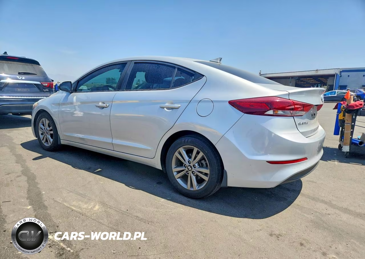 2018 Hyundai Elantra Sel VIN:KMHD84LF9JU702826 - 2