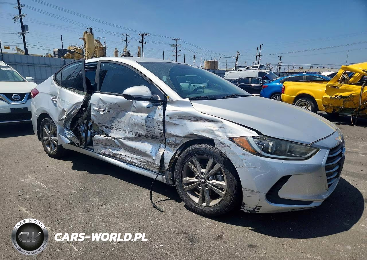 2018 Hyundai Elantra Sel VIN:KMHD84LF9JU702826 - 4