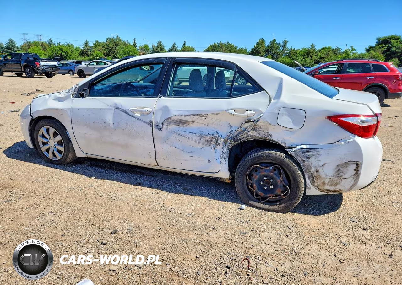 2015 Toyota Corolla Le VIN:2T1BURHE6FC270995 - 2
