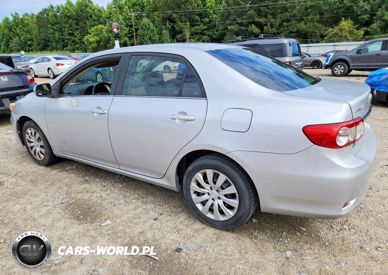 2013 Toyota Corolla Le VIN:5YFBU4EE1DP135914 - 2