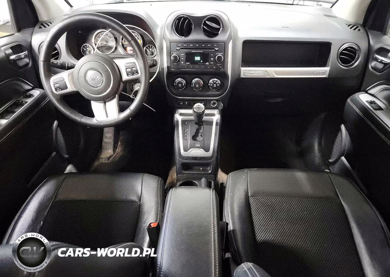 2015 Jeep Compass Latitude VIN:1C4NJDEB4FD272167 - 8