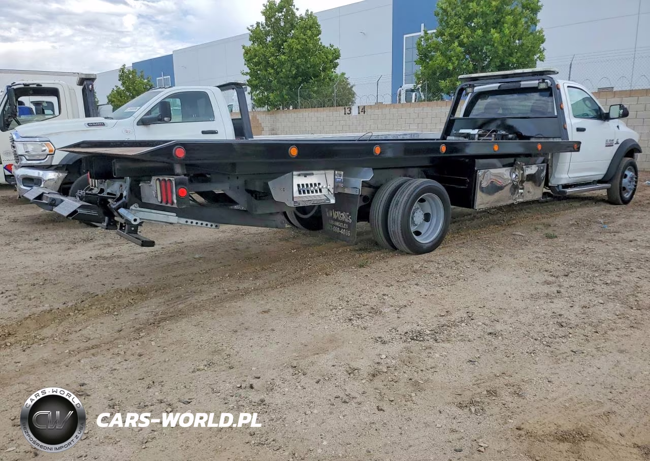 2018 Ram 5500 VIN:3C7WRMDL1JG280264 - 3