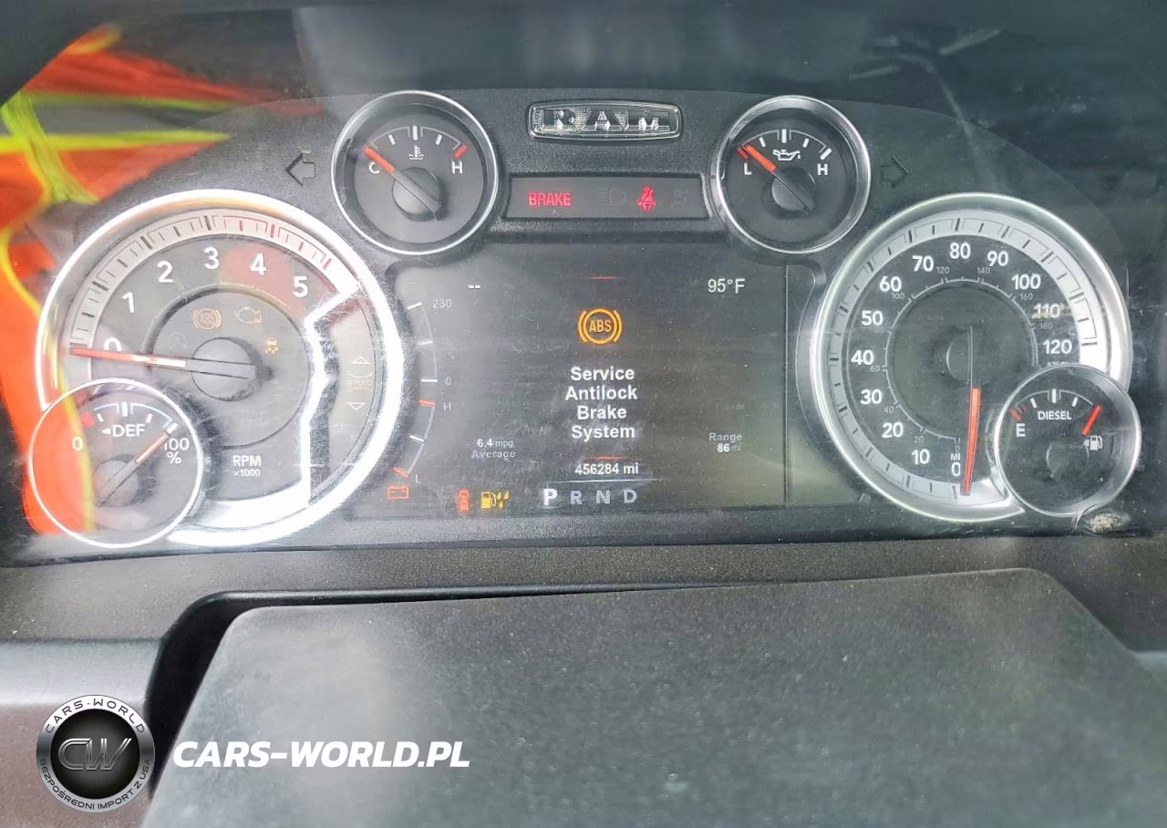 2018 Ram 5500 VIN:3C7WRMDL1JG280264 - 9