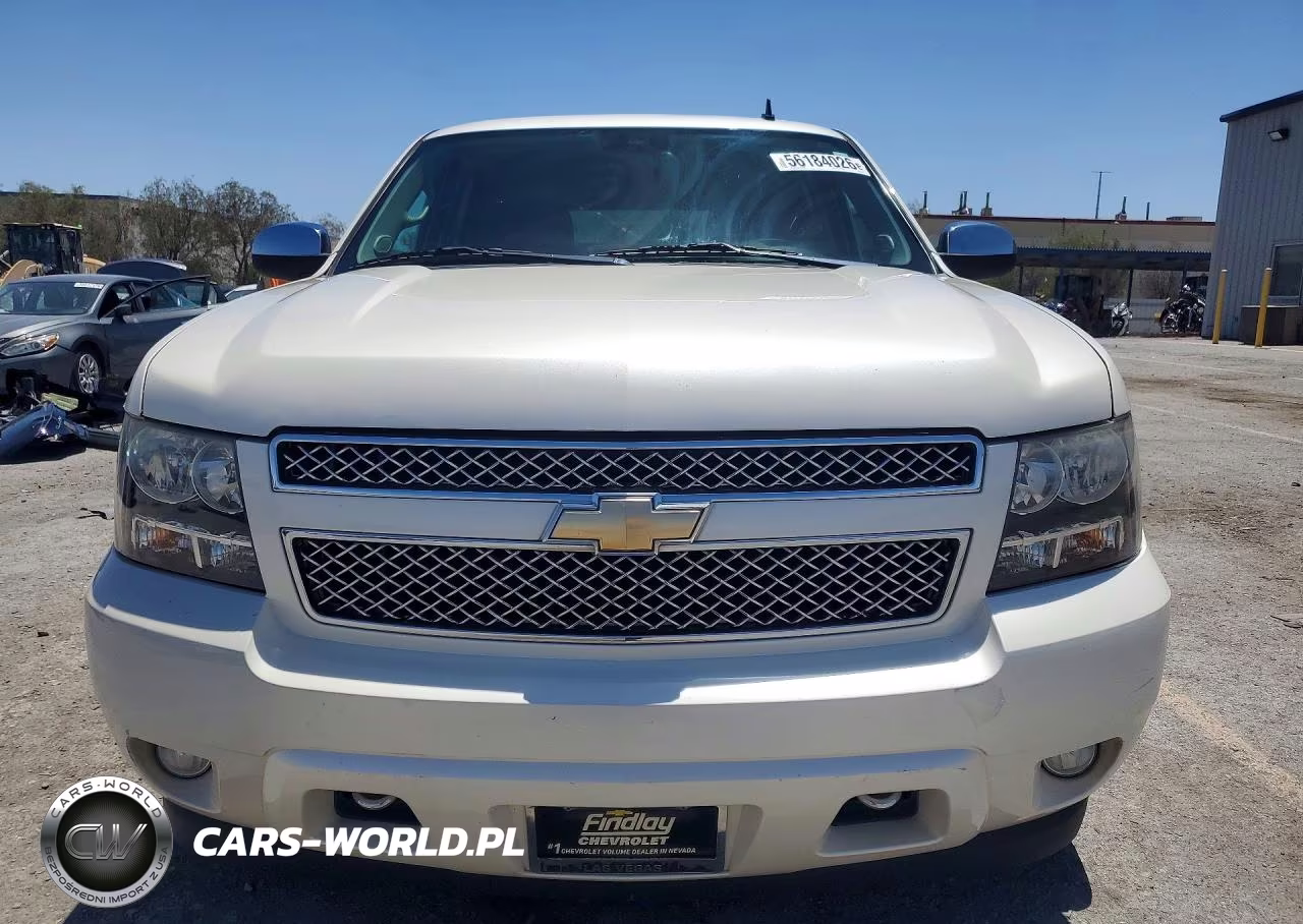 2011 Chevrolet Tahoe K1500 Ltz VIN:1GNSKCE03BR271637 - 5