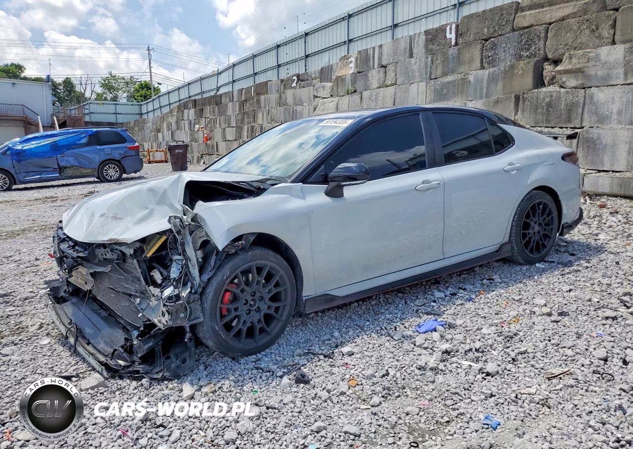 2021 Toyota Camry Trd – zdjęcie 1 z 13