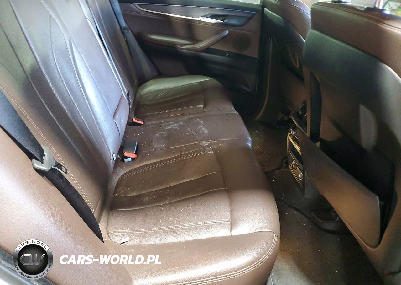 2015 BMW X5 xDrive35I VIN:5UXKR0C59F0K69255 - 11